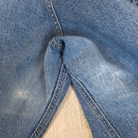 MNG New Mom Classic Blue Straight Leg Women's Jeans 5 Pocket Zipup Size 12 FLAW - Picture 11 of 11